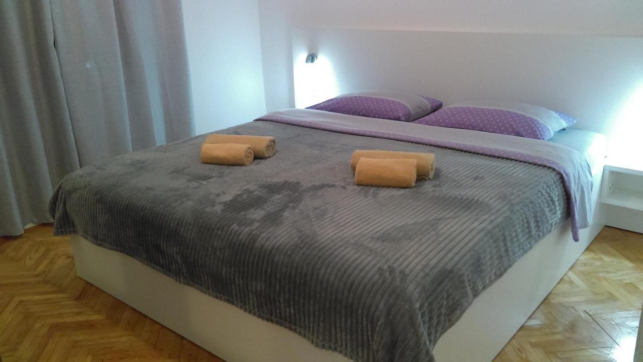 Apartman Borna Starigrad Paklenica Exterior photo